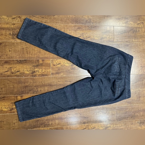Ann Taylor Loft size 4 modern crop denim pants. Worn a few times. - Picture 3 of 3
